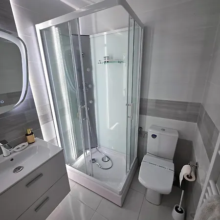 Luxury Aparthotel 3*